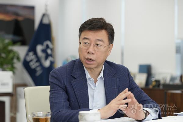 [크기변환]신상진 성남시장(입장문).jpg