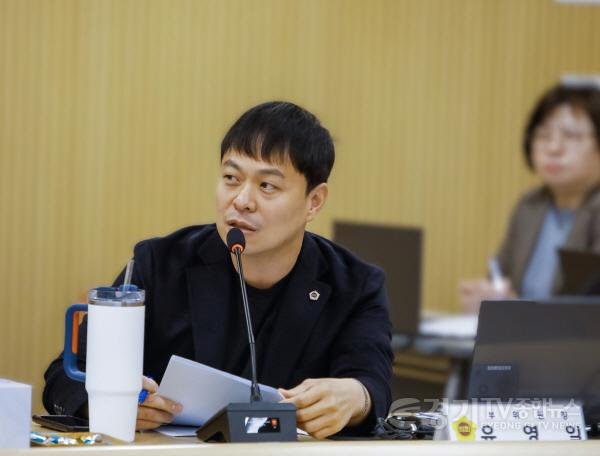 [크기변환]251111 유영일 의원, “GH 본부장, 126회 규정 위반·직무관련자 골프... 균형발전본부장 이례적 재임용, 고위직 도덕해이 우려”.jpg