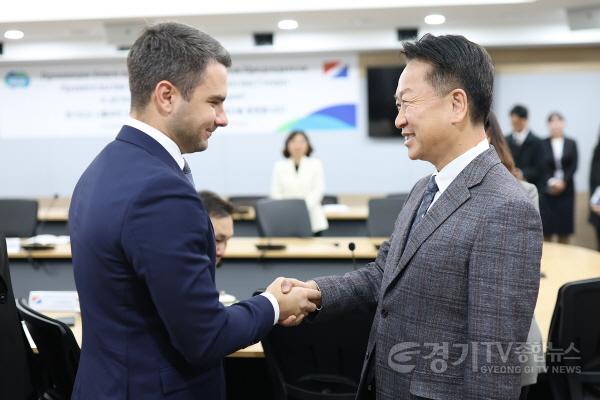 [크기변환]연해주 대표단 면담(1).JPG