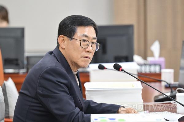 [크기변환]251118 박명수 의원, “내구연한 지난 안성 소각시설, 신규 설치사업 지연 더는 안돼!” (2).jpg