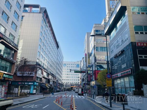 [크기변환]3. 광교상현역 온누리 골목형상점가 전경.jpg