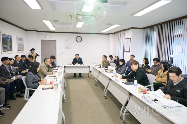 [크기변환]20251120 용인특례시의회 자치행정위원회, 2025년 행정사무감사 대비 주요 사업 현지 확인(3)용인도시공사.jpg