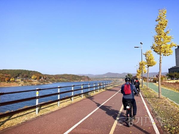 [크기변환](요청)여주세종문화관광재단_자전거 시티투어 보도자료(1).jpg