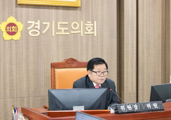 [크기변환]251121 허원 의원, “이동편의기술지원센터 예산 축소... 도지사 공약 이행 불가능 수준”.jpg