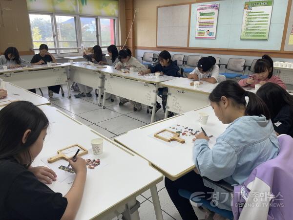 [크기변환]경기상상캠퍼스_상상실험실 (2).jpg