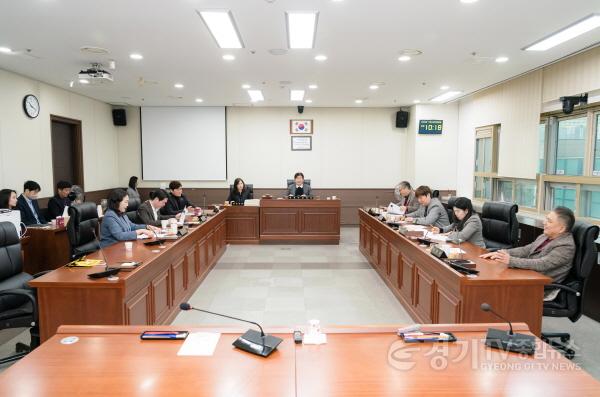 [크기변환]20251125 2025년 행정사무감사 9일차(1)자치행정위원회 (2).jpg