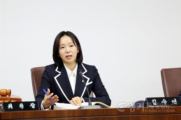 [크기변환]김수연 의회운영위원장.jpg