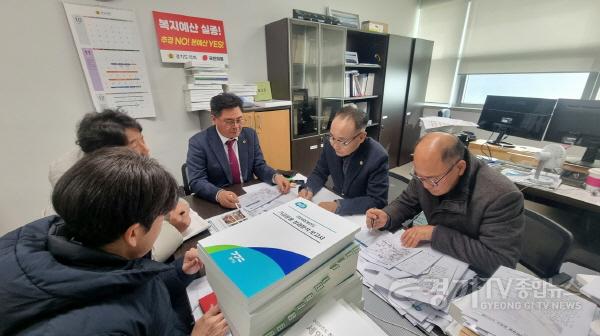 [크기변환]251205 용인지역 도의원들 한뜻...국지도82·지방도321 추진상황 공동 점검 (2).jpg