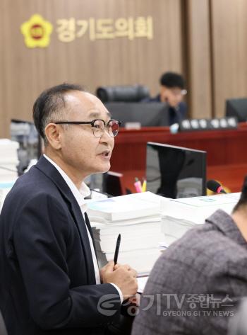 [크기변환]251211 김영민 의원, 집행률 95% 사업이 ‘미흡’으로 일몰...사업평가기준불투명 (1).jpg