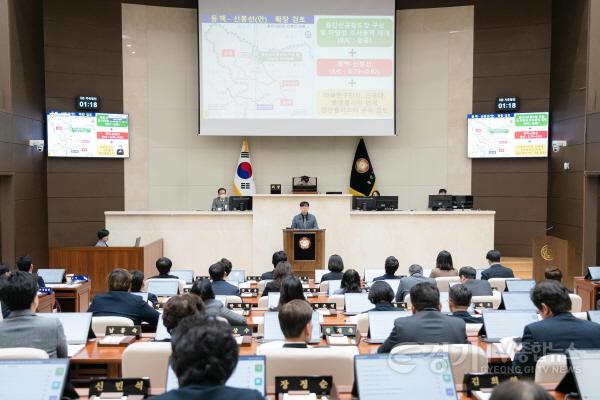 [크기변환]20251216 제298회 임시회 제1차 본회의-5분 자유발언(1)김병민 의원(3).jpg