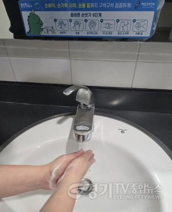 [크기변환]5. 용인특례시는 수인성·식품매개 겨울철 감염병 예방활동을 강화하고 있다.jpg