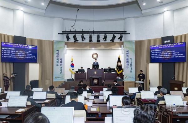 [크기변환]2.본회의장 풍경.jpg