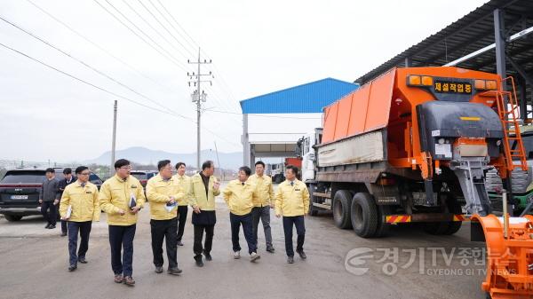 [크기변환]2-2. (시민안전)20251219-재난안전관리본부자(행정안전부 김광용 차관) 현장방문.JPG