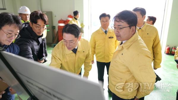 [크기변환]2-3. (시민안전)20251219-재난안전관리본부자(행정안전부 김광용 차관) 현장방문.JPG