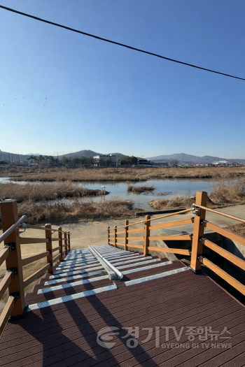 [크기변환]1-3. 용인특례시는 모산소하천 산책로를 조성했다.png