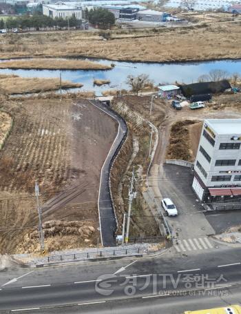 [크기변환]1-4. 용인특례시는 모산소하천 산책로를 조성했다.jpg