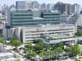 [크기변환]사진1)수원특례시 청사 전경.jpg