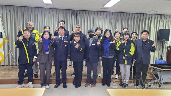 [크기변환](사진)박명수·황세주 도의원, 보개면 남·여 의용소방대 감사패 수상 (28).jpg