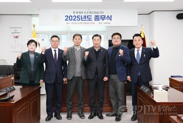 [크기변환]사진(박시선 부의장,유필선 의원) (1).jpg