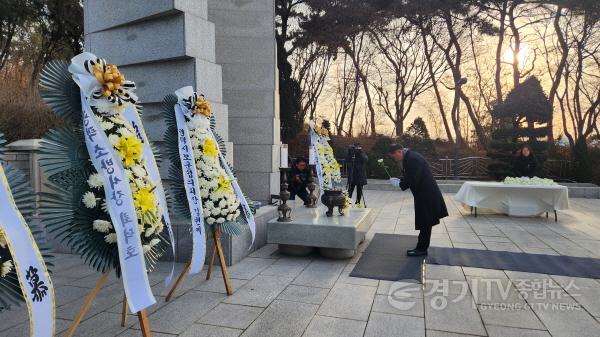 [크기변환]1-3 현충탑 신년참배.jpg