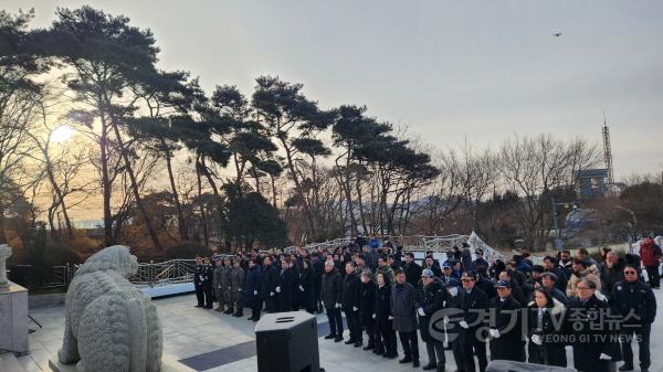 [크기변환]1-1 현충탑 신년참배.jpg