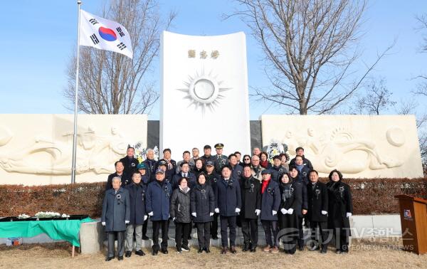 [크기변환]2. 복지정책과-사진자료 신년참배 (1).jpg