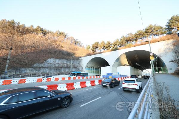 [크기변환]1-4. 동탄숲 생태터널 임시개통 현장.jpg