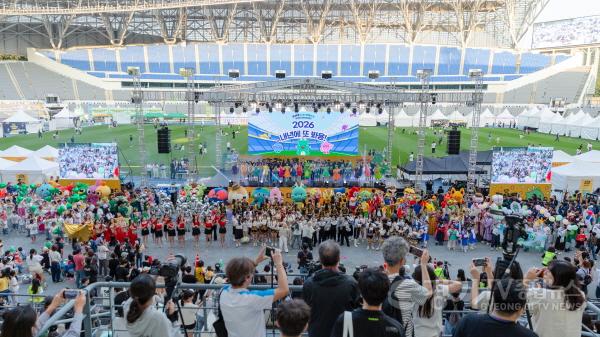 [크기변환]04_일상의 공간을 문화의 무대로_2025 조아용 퍼레이드.jpg