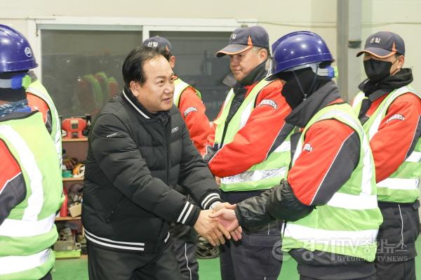 [크기변환]2.이권재 오산시장, 생활폐기물 수거 현장 방문-2.jpg