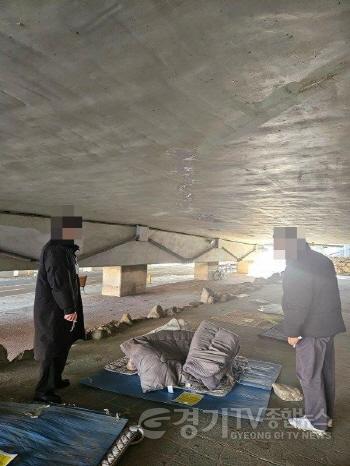 [크기변환]1. 용인특례시 처인구가 겨울철 한파에 주거취약계층을 보호하기 위한 현장점검을 강화했다..jpg