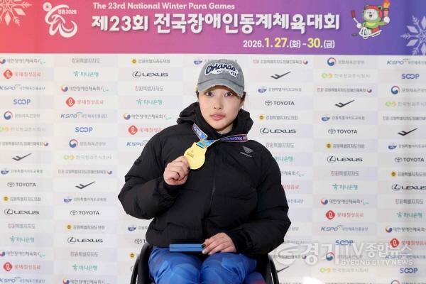 [크기변환]여자 알파인회전 SITTING 박채이 금.jpg