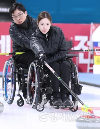 [크기변환]혼성 휠체어컬링 4인조 16강 (패배).jpg