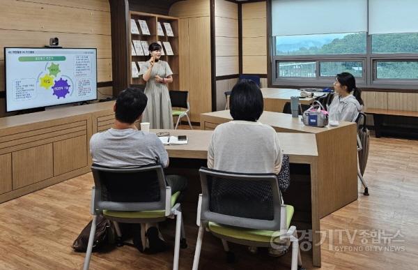 [크기변환]3. 용인특례시는 용인시농업기술센터의 컨설팅 지원을 받은 용인곤충테마파크와 판앤트리 등 2개 농장이 농촌진흥청 우수.jpg