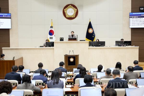 [크기변환]20260205 용인특례시의회, 제300회 임시회 개회(1).jpg