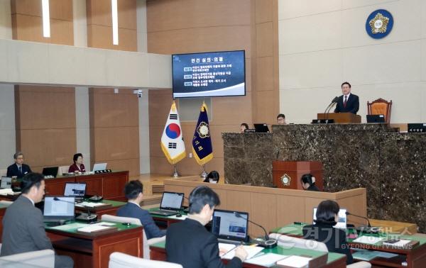 [크기변환]사진(제259회 이천시의회 임시회 제2차본회의).jpg