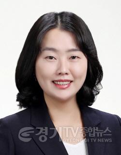 [크기변환]신나연 의원.jpg