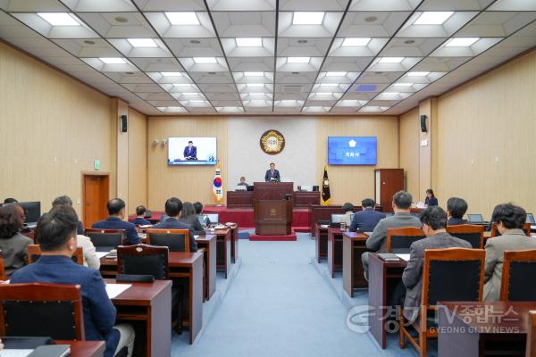 [크기변환]제237회 안성시의회 임시회 개회 (2).jpg