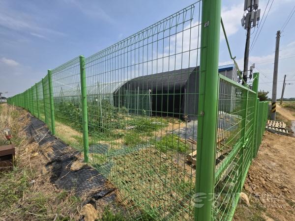 [크기변환]7-2 평택시 야생동물 피해 예방시설 설치 지원 사업.jpg