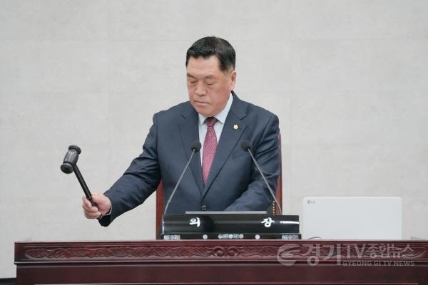 [크기변환]260227 제237회 안성시의회 임시회 폐회 (2).jpg