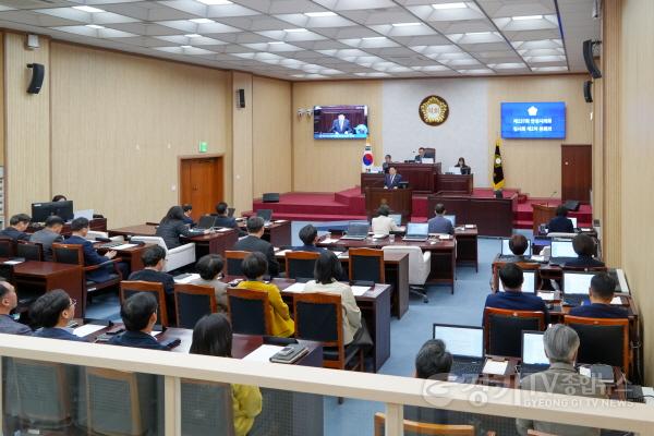 [크기변환]260227 제237회 안성시의회 임시회 폐회 (3).jpg