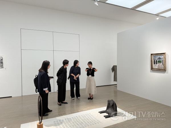 [크기변환](사진자료2) 한국‧대만‧일본 세 기관 큐레이터들이 공동 진행한 리서치 출장, 기후현대도예미술관 전경.jpg