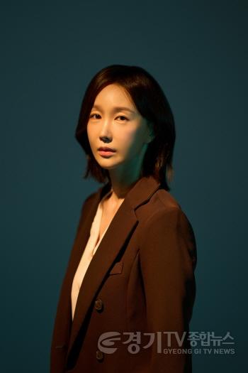 [크기변환]이미지(3)_출연자 사진_오연아(강윤희 역).jpg