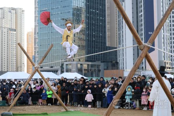 [크기변환]1-10. 줄타기.jpg