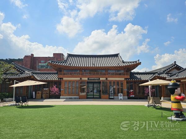 [크기변환]이미지_(2)정조테마공연장 전경.jpg