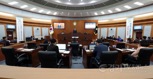 [크기변환]오산시의회__제300회_임시회_개회(사진1).jpg