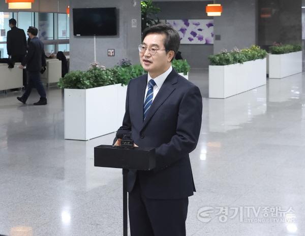 [크기변환]예비타당성+조사+통과에+대한+소감을+밝히고+있는+김동연+지사+2.jpg