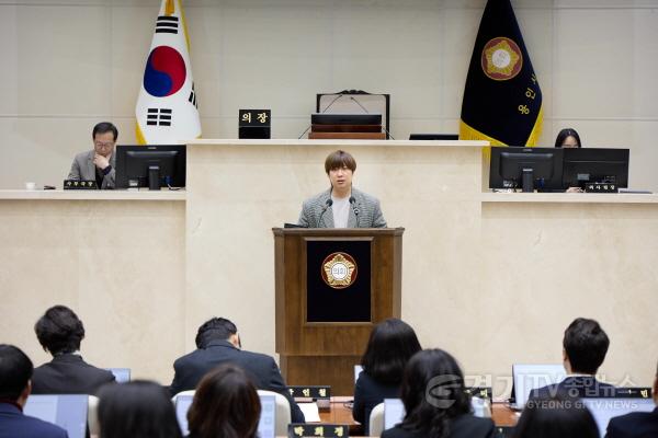 [크기변환]20260316 제301회 임시회 제1차 본회의-5분 자유발언1.이상욱 의원(2).jpg