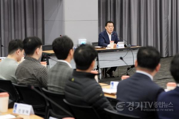 [크기변환]사진2) 수원특례시, 관내 의료기관과 협력해 퇴원환자 지역사회 정착 돕는 ‘통합돌봄 체계’ 구축한다.jpg