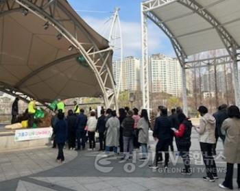 [크기변환]2-2. 기흥구 나무나누어주기 행사 모습.jpg