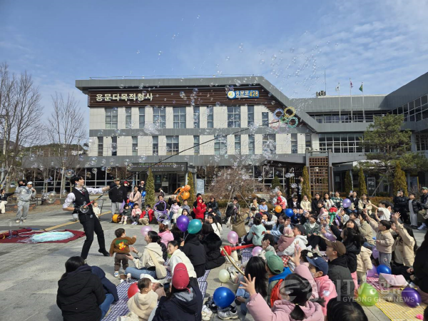 [크기변환]01-4 신한 꿈도담터 230호점 개소.png